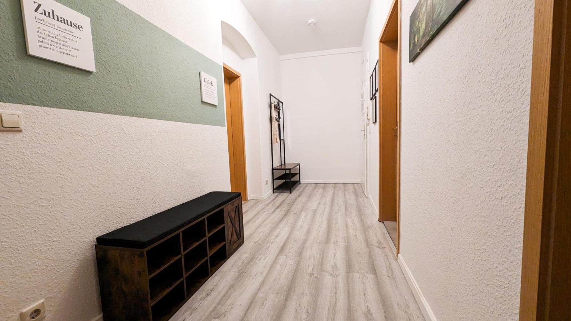 Sali-Homes Boarding Haus Monteur-Wohnungen Balkon Vollkueche Autobahnaehe Markranstädt Rom bilde